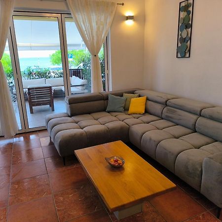 Apartman Emili Malinska Exterior foto